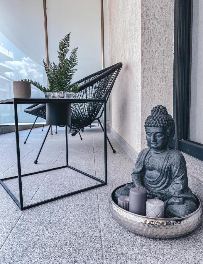 Mamaia Luxury Studio Apartment V Экстерьер фото